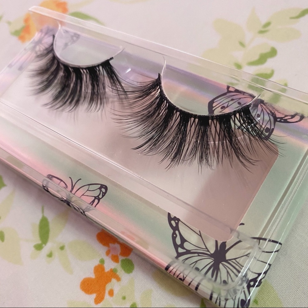 Long Wispy Lashes (Faux Mink)